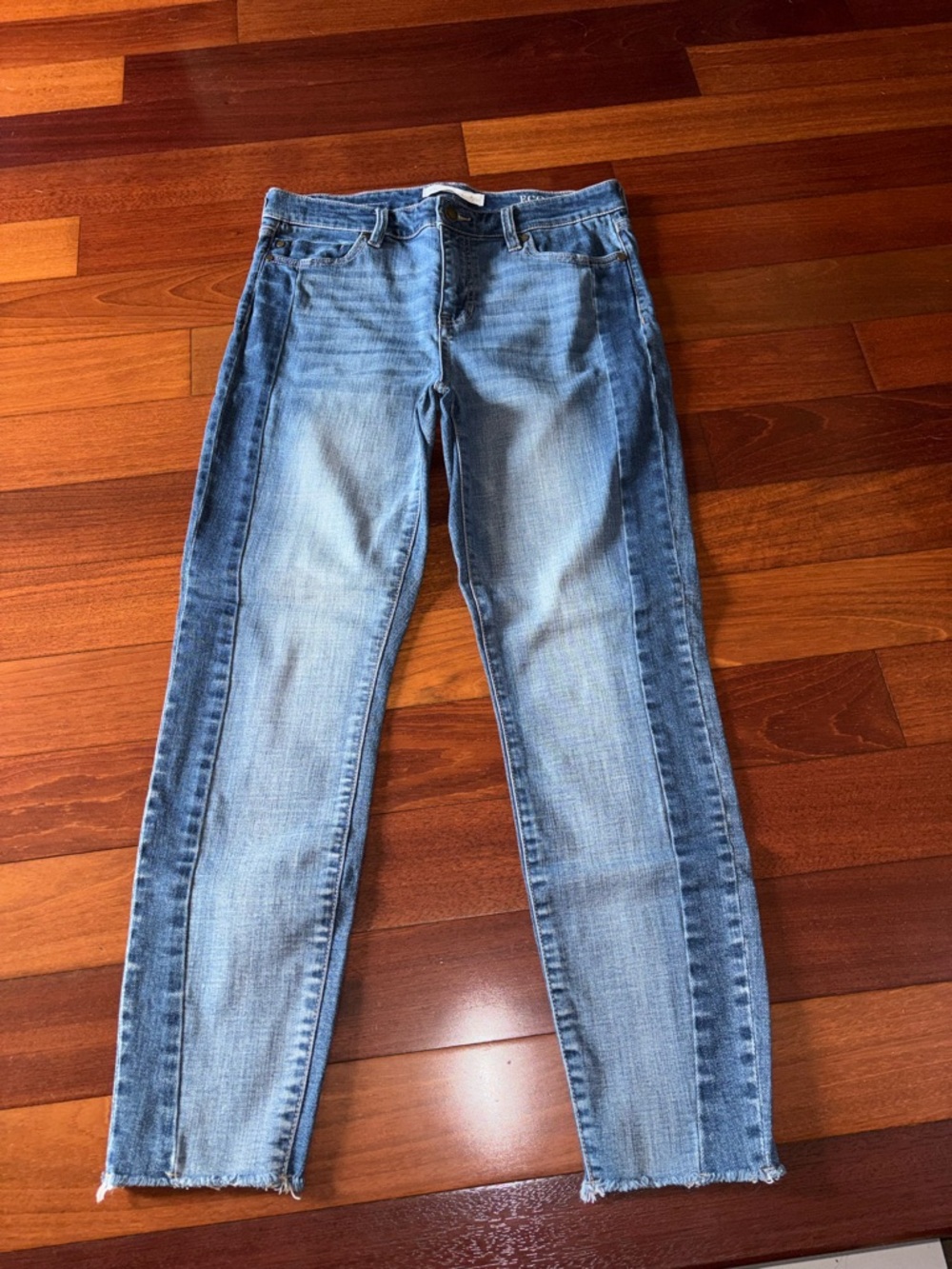 Liverpool Los Angeles Women's Two-Tone Blue Straight-Leg & Ankle Skinny Jeans